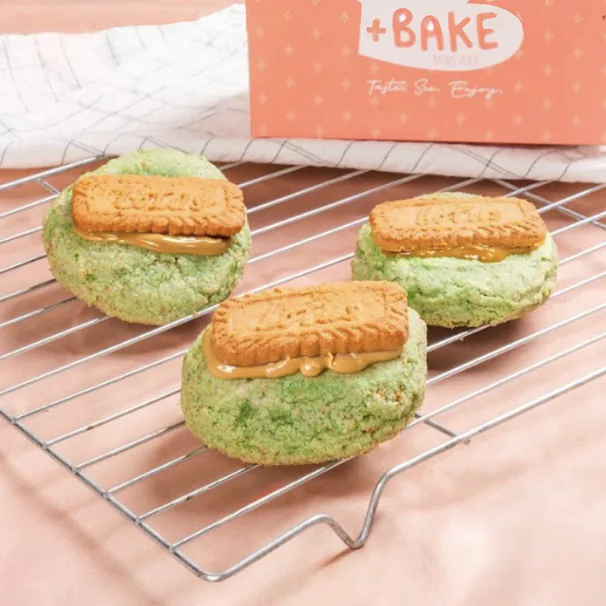 Pandan Biscoff Snickerdoodle at +Bake Cafe